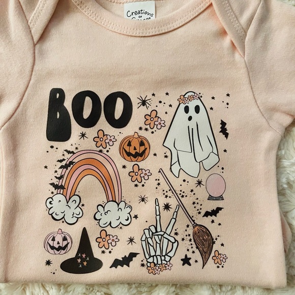 Adorable light pink hippie boo onesie Halloween spooky season - Picture 2 of 2